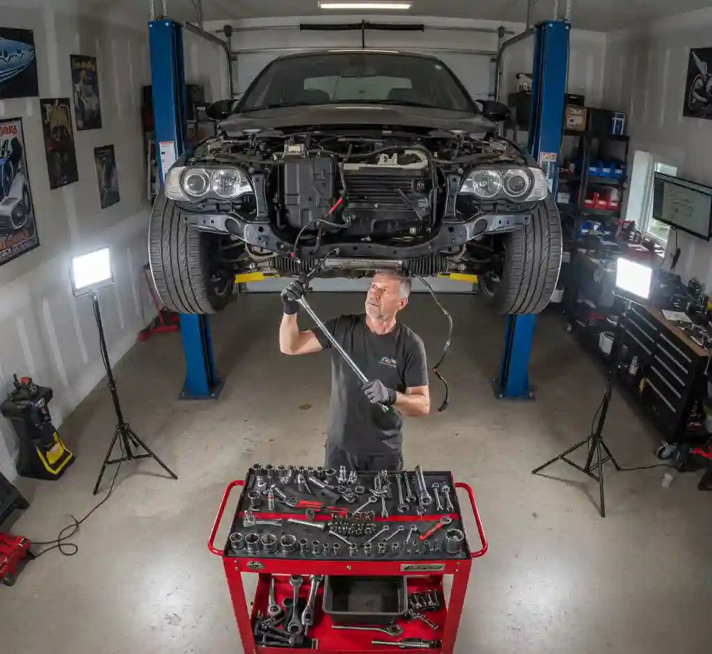 Stūres mehānisma nomaiņas process servisā uz pacēlāja